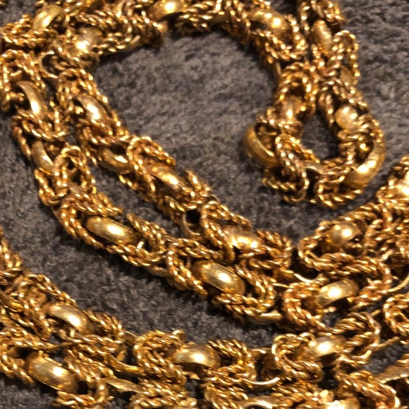 Gold Tone Chain - Picture 2 of 2